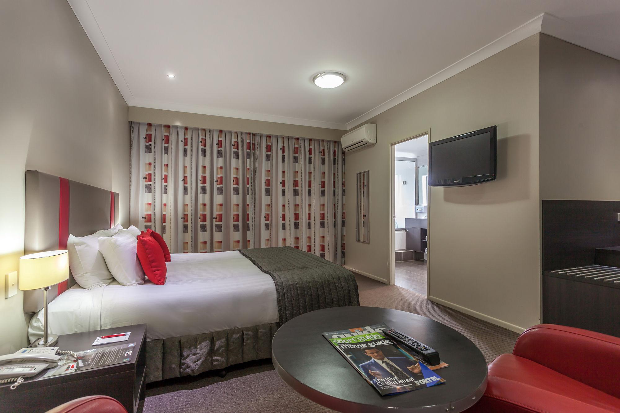 Platinum International Hotel Toowoomba Exterior foto